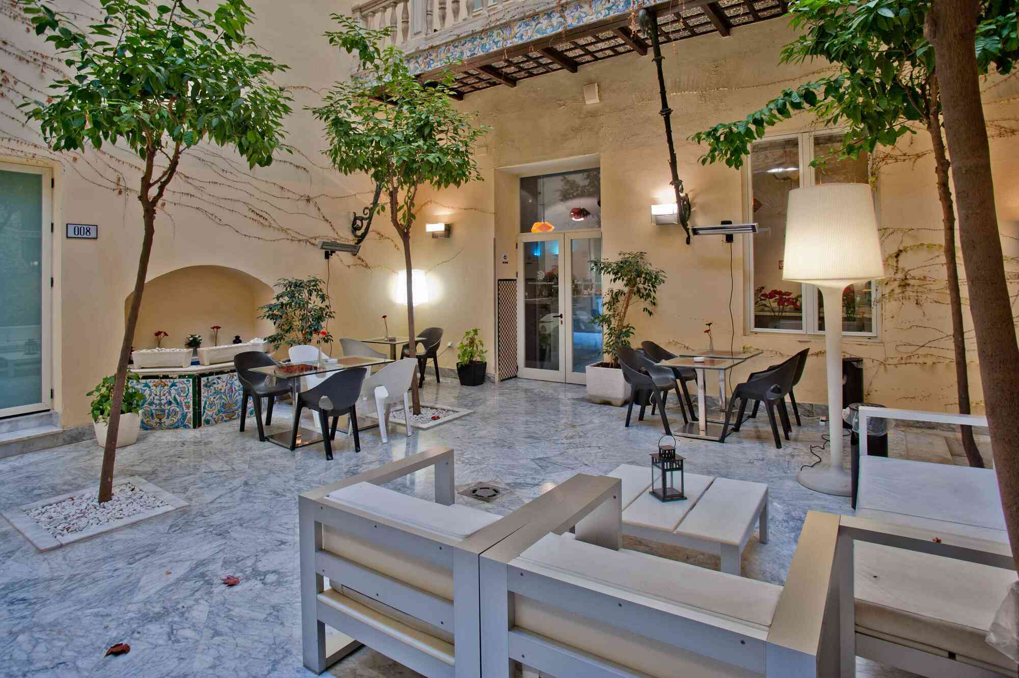 فندق إشبيليةفي  فندق بيتي بالاس سانتا كروز المظهر الخارجي الصورة